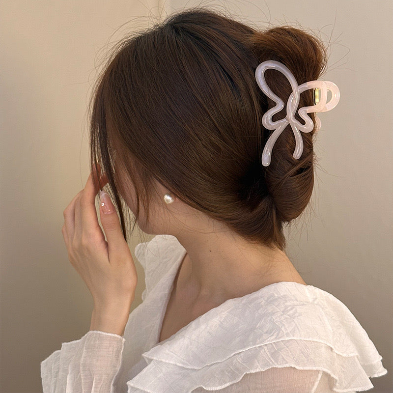 Butterfly Hair Clip - FOLOOTY BOUTIQUE