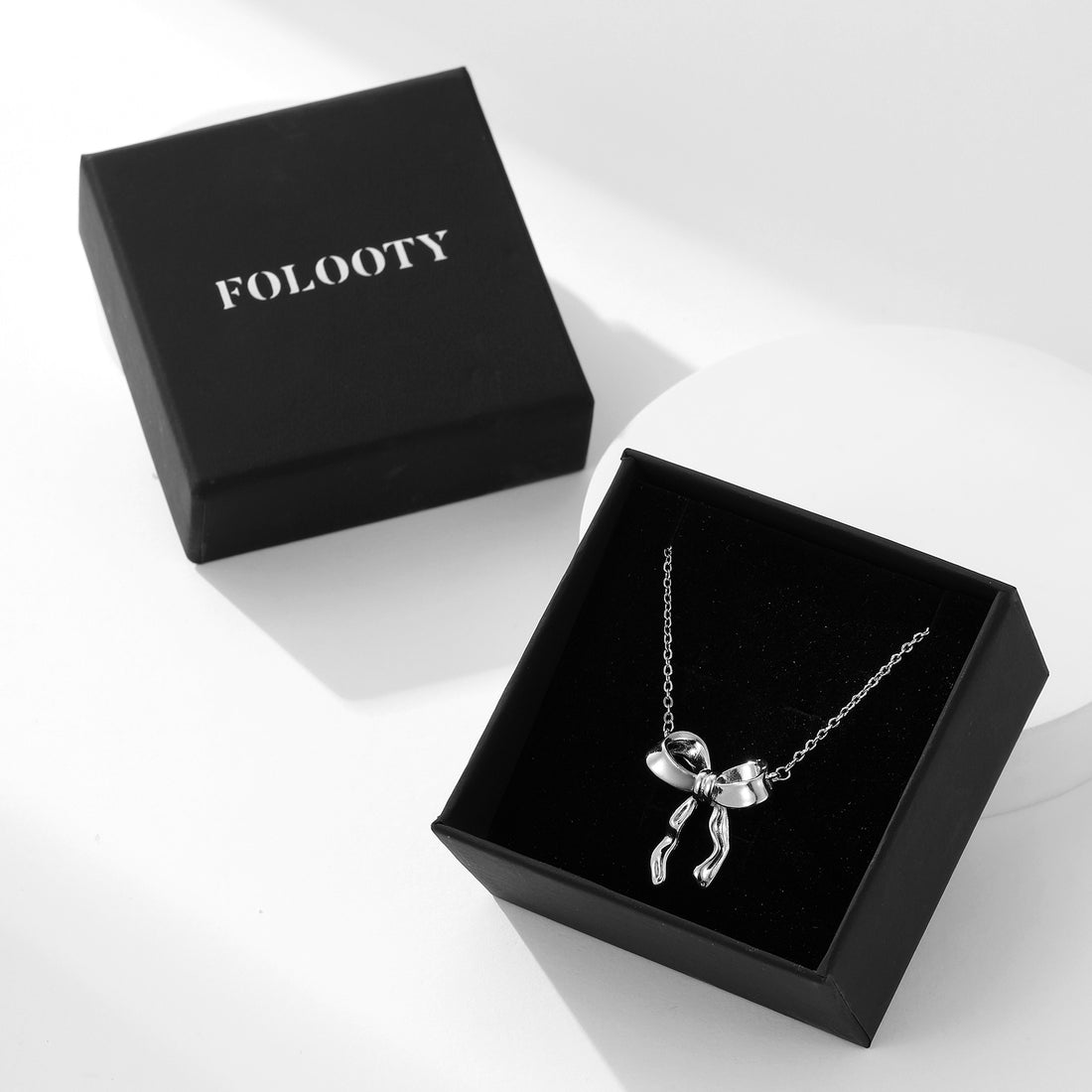 Silver Bow Pendant Set - FOLOOTY BOUTIQUE