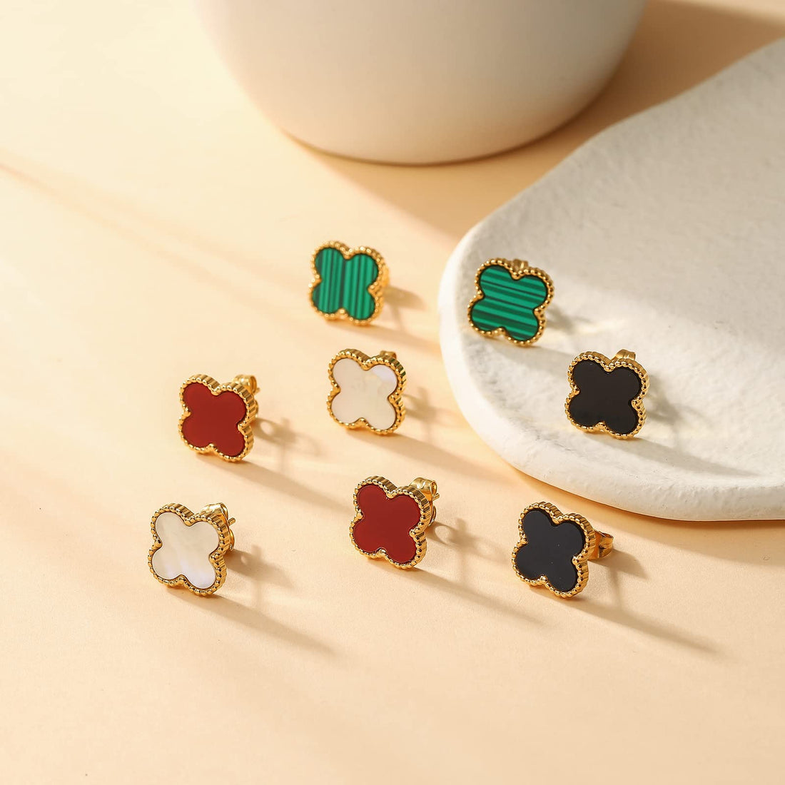 Gold Lucky Clover Stud Earrings - FOLOOTY BOUTIQUE